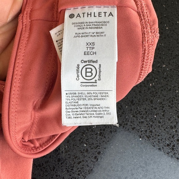 Athleta Coral Shorts - Picture 1 of 10